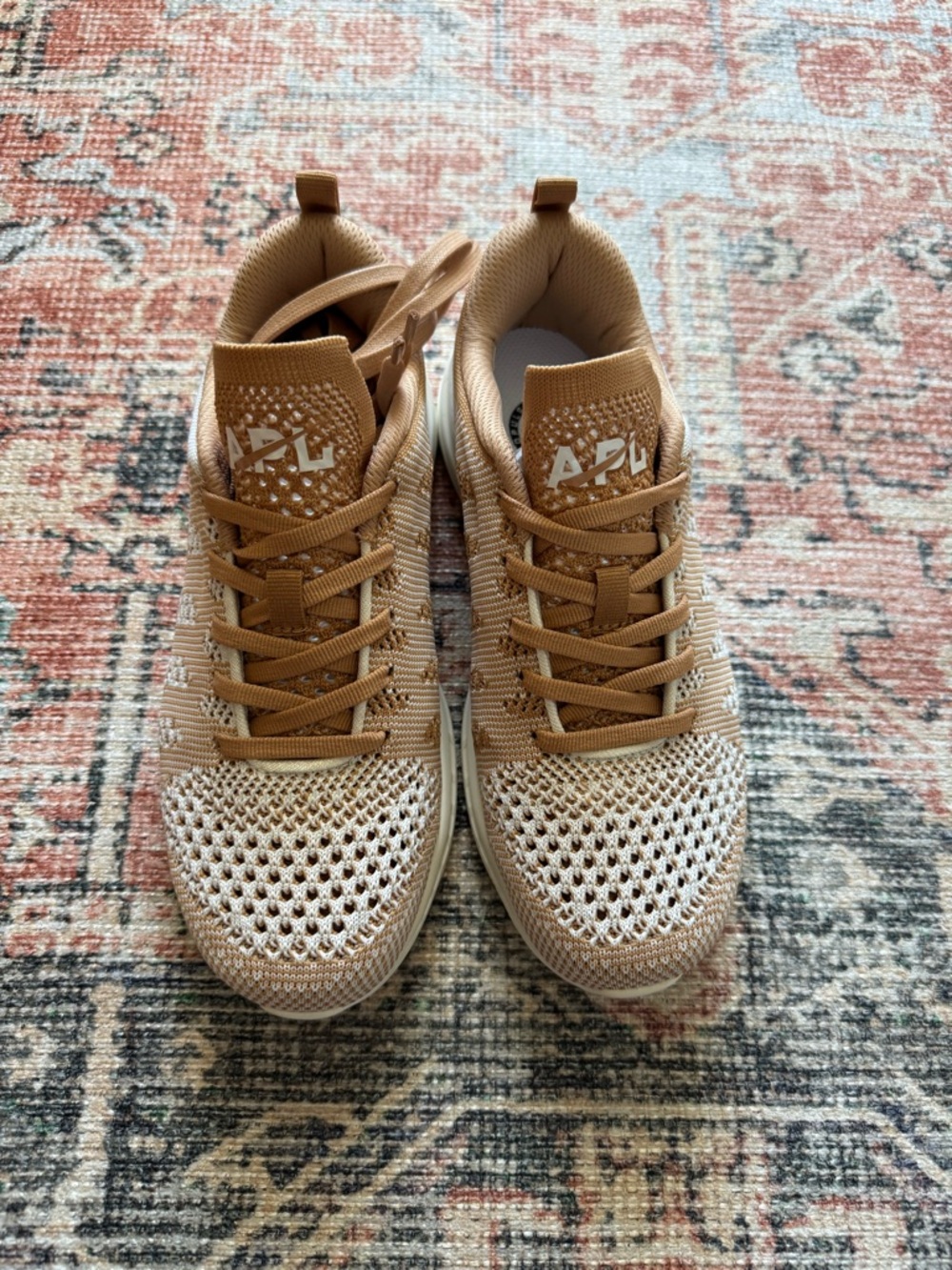 NEW APL Techloom Pro sneakers